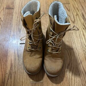 Timberlands high top boots fleece lined